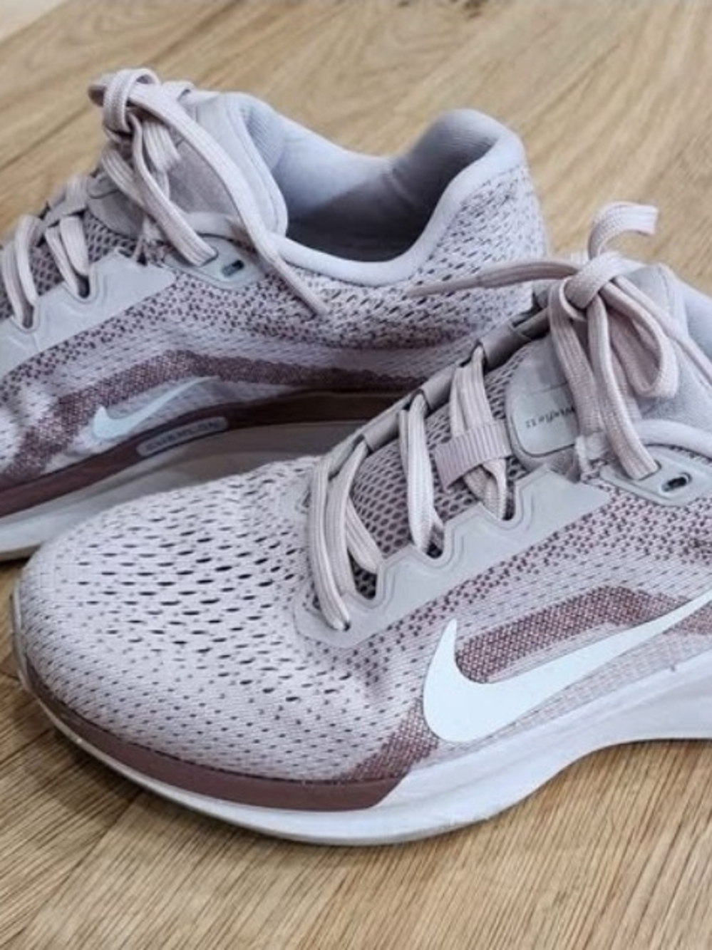 Nike Women’s Athletic Sneakers - Light Pink & White